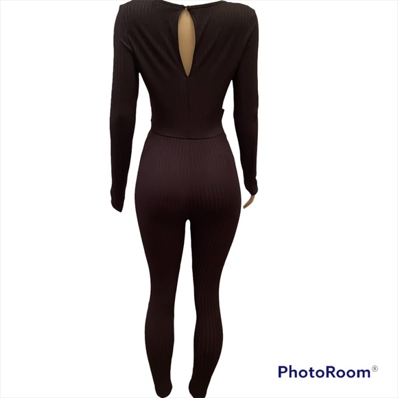 NWT 1 piece jumpsuit - Picture 5 of 10